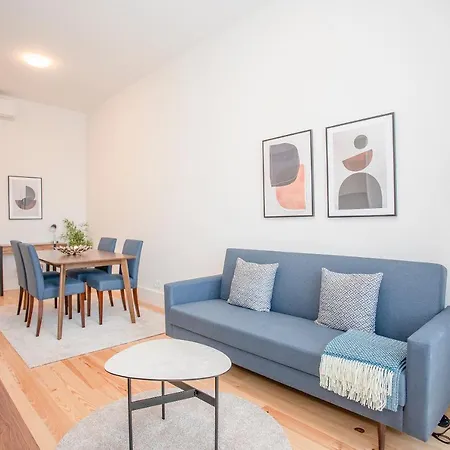 Liiiving In - View Apartmán