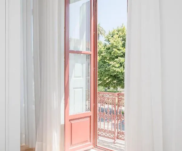 Liiiving In - View Porto