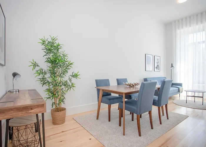 Liiiving In - View Apartamento Oporto