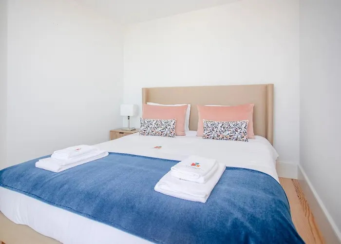 Liiiving In - View Porto